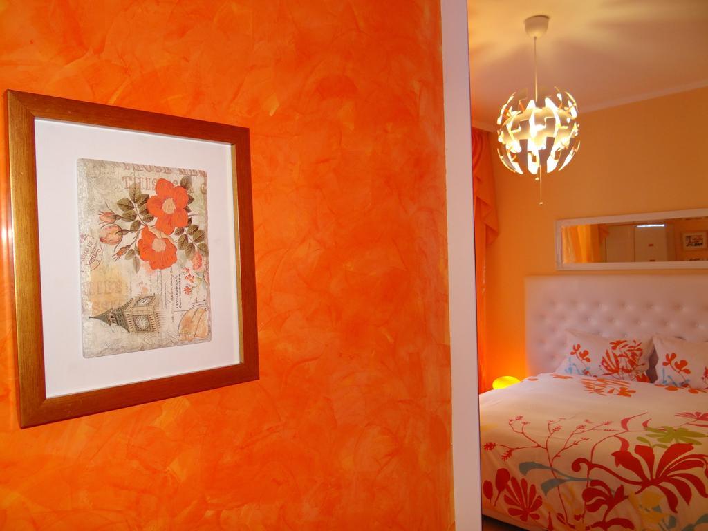 Orange Flower Apartments 1 Sofia Zimmer foto